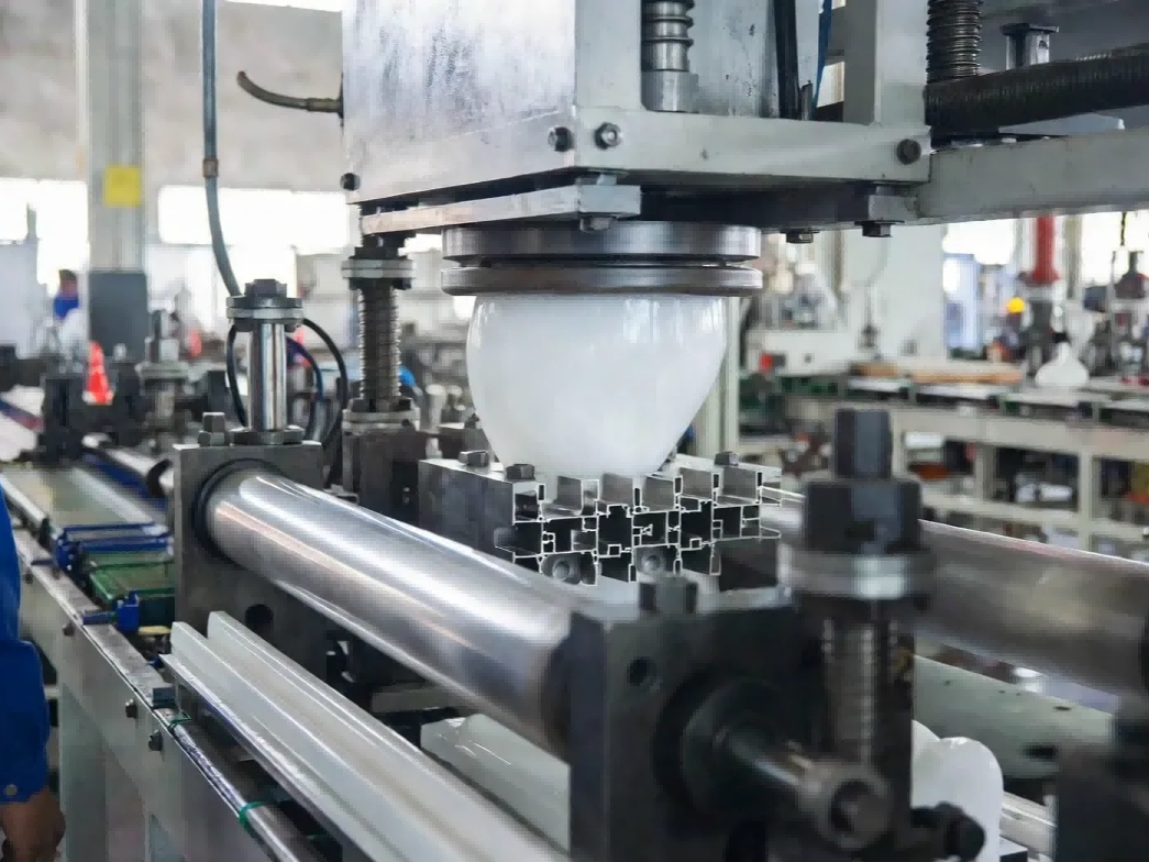 Kundenspezifische Kunststoffprofile: Designleitfaden und Herstellungsprozess